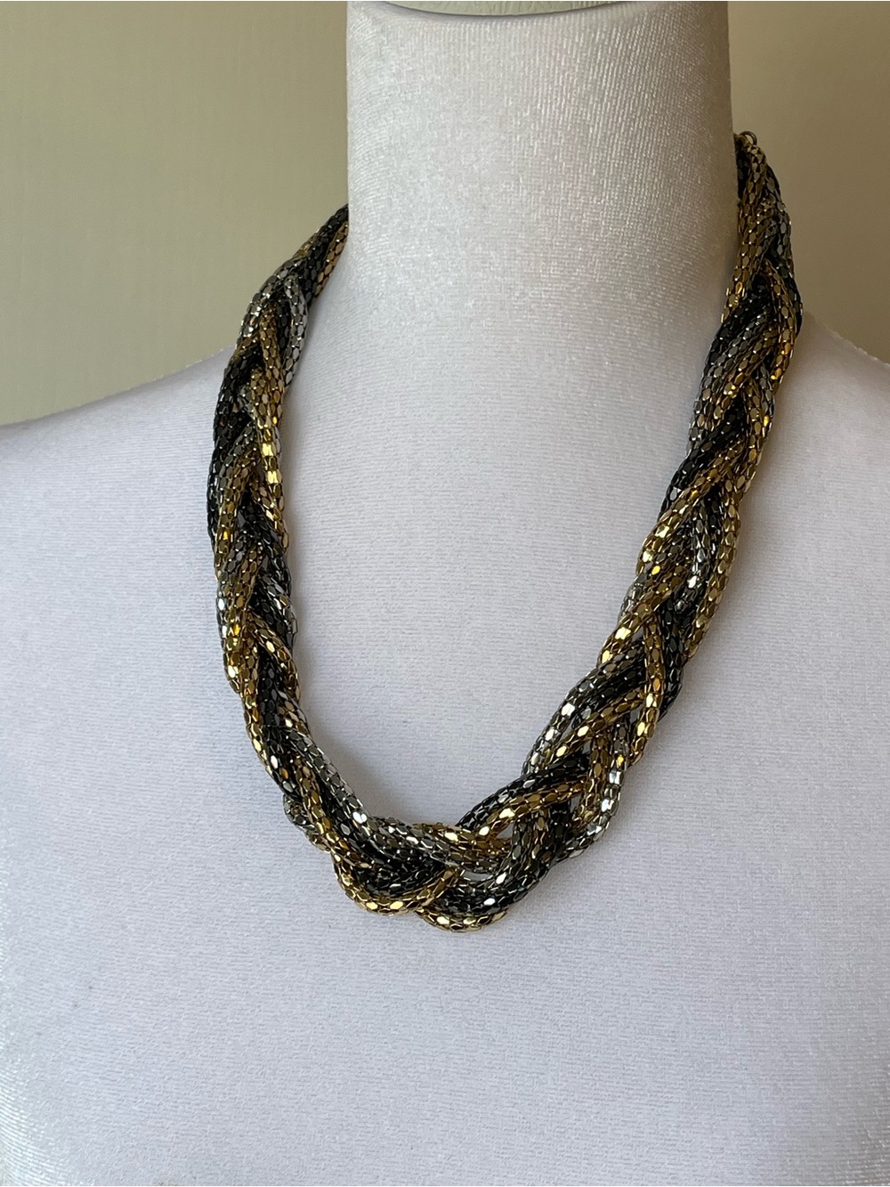 Multi Colored Necklace Silver Tone Chunky Braided Rope Chain Shiny Statement 20”